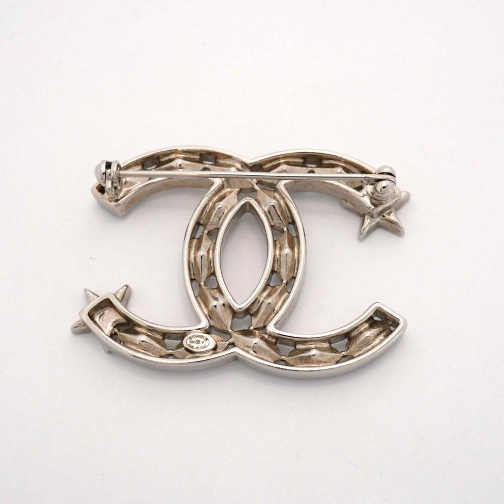 CHANEL Silver Logo Brooch - Picture 5 of 6